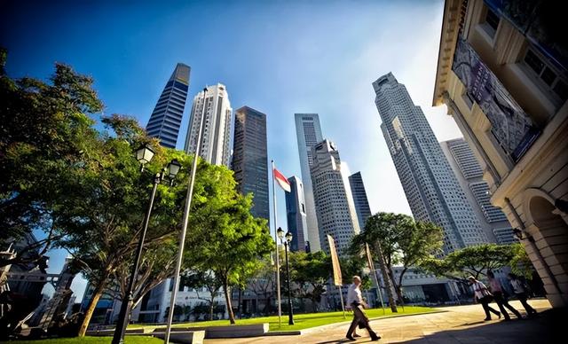 新加坡最快移民方法：创业自雇，4个月可拿EP！